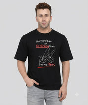 The World Saw an Ordinary Man T shirt